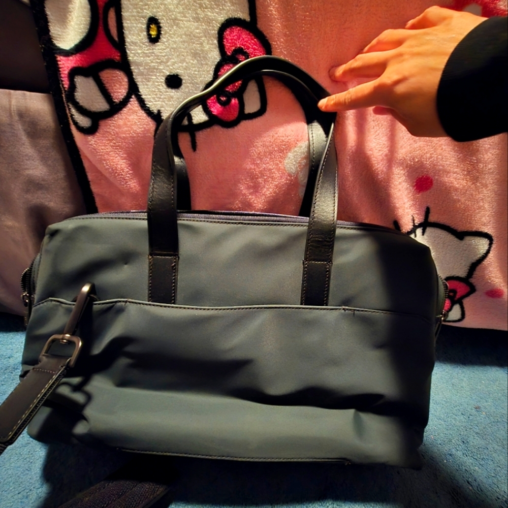 The Everywhere Bag (AWAY)